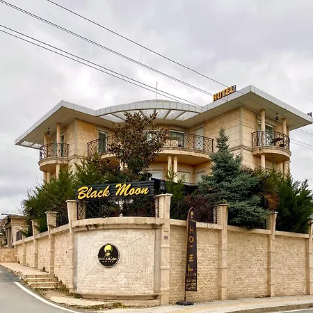 Blackmoon 5* אודיירן