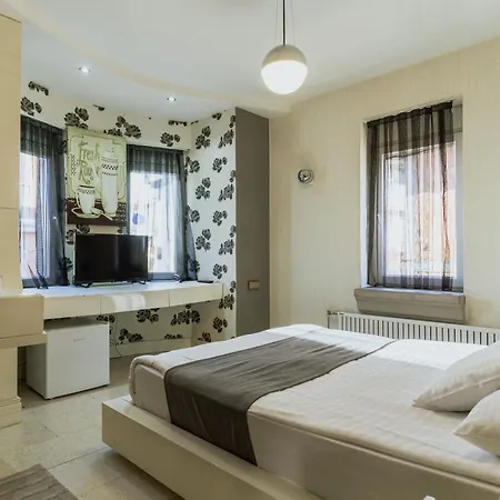 Blackmoon מלון אודיירן