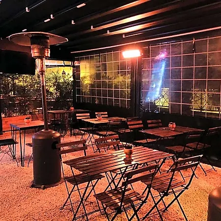 酒店 Blackmoon 5*